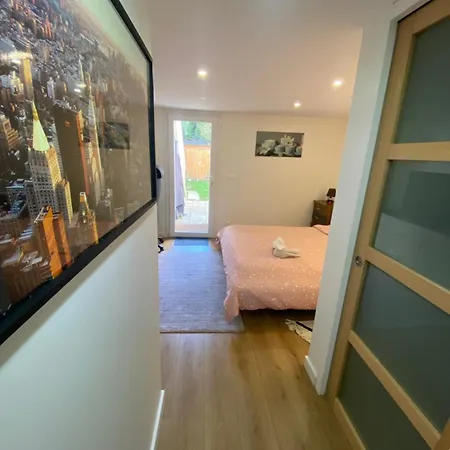 Paris Orly Aeroport Apartment